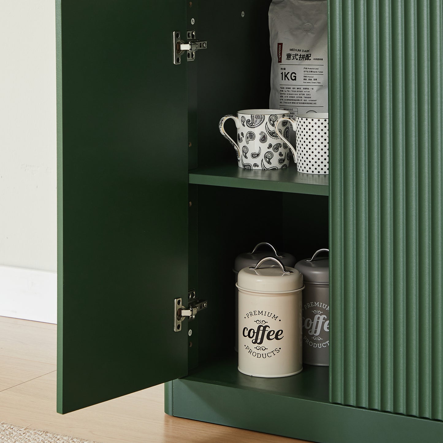 22886070